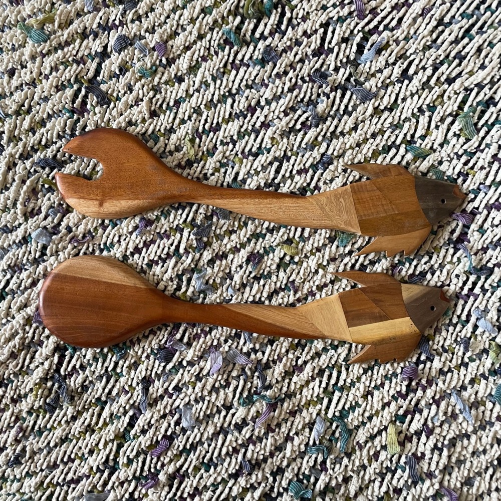 Artisan Crafted Wooden Fish Salad Servers Spoon & Fork Set Unique‎ Kitchen VTG